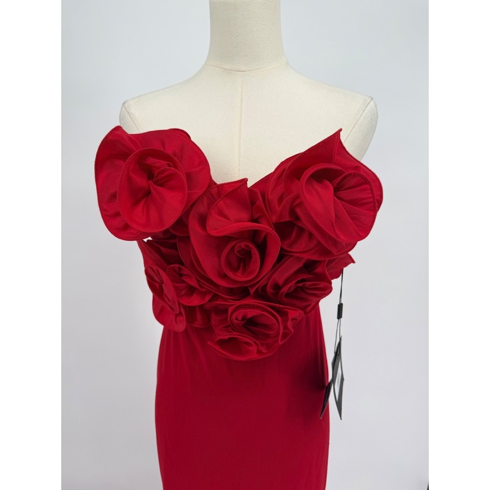 NWT Ieena for Mac Duggal Red Rosette Strapless Gown Corset Back Maxi Dress Sz 2 - Picture 4 of 9
